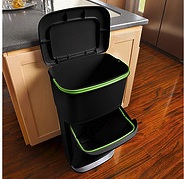 rubbermaid recycling garbage can