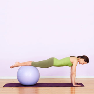 10 Minute Exercise Ball Workout {Workout Wednesday}